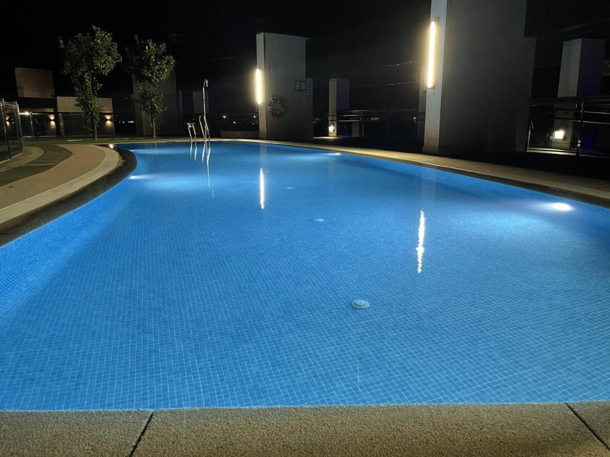Tecnocordoba II Aparcamiento Privado Gratuito Y Piscina Apartamento Exterior foto